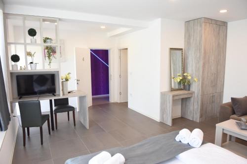 Central Serbia Apartamento | Sjaj Suites & Rooms