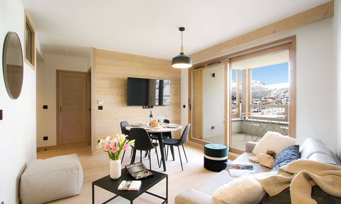 Bergers Condominio | Ski aux pieds, vue sur la montagne, accès piscine