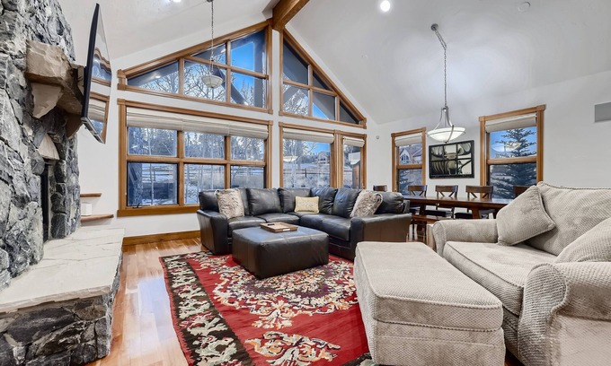 Stonehaven Casa | Ski/Family/4BD/3.5BA Breckenridge
