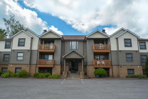 McHenry Casa | Ski Harbor 45
