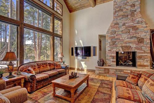 Boulder Ridge Casa | Ski Hill Lodge