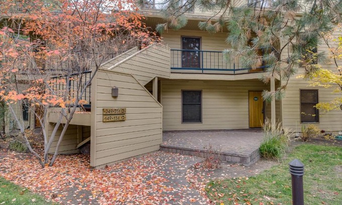 Century West Cabina | Ski House 251 - Meredith Lodging