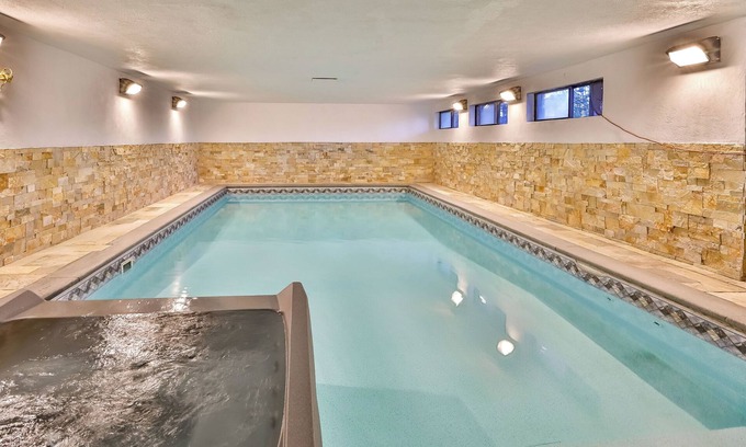 Hunter Casa | Ski hunter, piscina cubierta y sauna .2 millas a las pistas