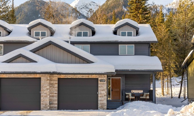 East Kootenay Chalet De Esquí | Ski In/10 Mins to the Timber Chair l Hot Tub | AC