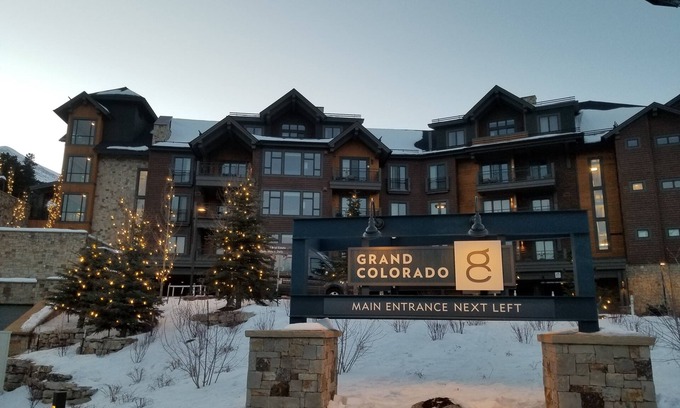 Breckenridge Cabina | Ski in/out 1BR Suite Grand Colorado on Peak8. Available Jan 24-Jan 31, 2026