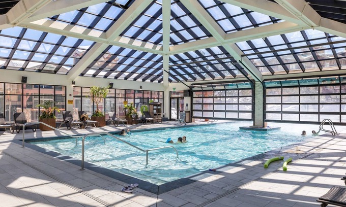 Pineridge Condominio | Ski In/Out Westgate Resort- 1 BR, Resort Amenities, Shopping and Restaurants!