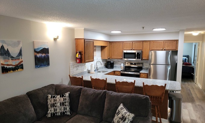Ghent Condominio | Ski-in/Ski-out 1st Floor 3-Bedroom Condo at Winterplace, WV