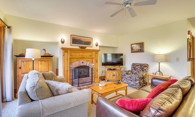 North Troy Condominio | Ski-In/Ski-Out at Jay Peak Resort Condo!