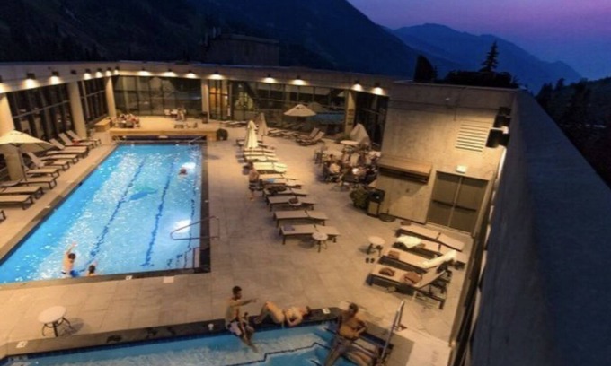 Salt Lake Mountain Resorts Complejo | Ski in Ski out at the Cliff Lodge!