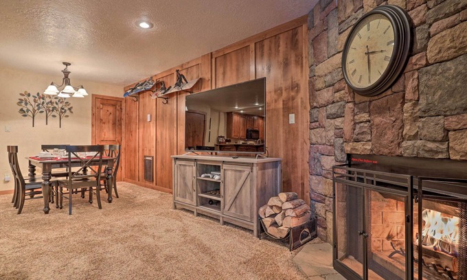 Brian Head Apartamento | Ski-in/ski-out Brian Head Condo w/ Hot Tub Access!