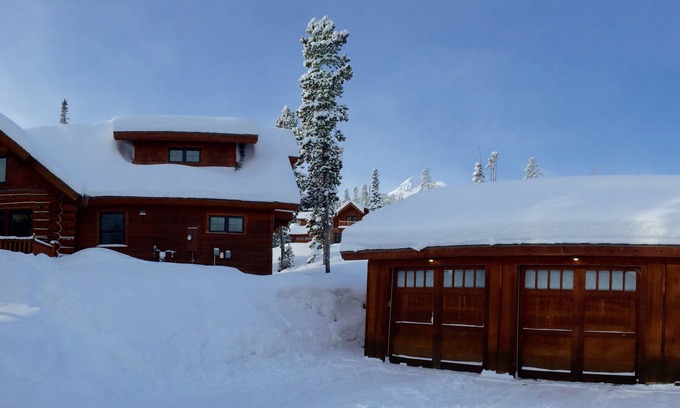 Powder Ridge Casa | Ski in / ski out "espaciosa cabaña familiar" en Powder Ridge en Big Sky MT