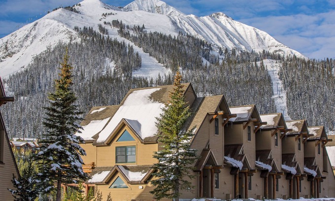 Saddle Ridge Casa | Ski In/Ski Out Condo, Private Hot Tub, Moonlight Basin