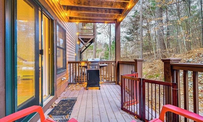Bridgton Condominio | Ski-In/Ski-Out Condo at Pleasant Mountain!