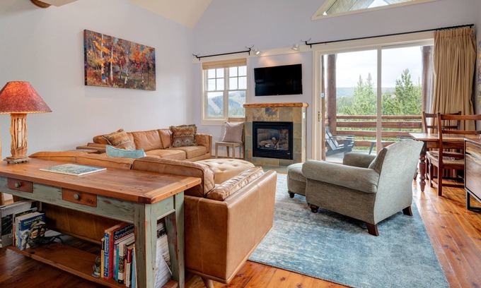 Saddle Ridge Condominio | Ski-in/Ski-out Home w/Private Hot Tub in Moonlight Basin - Saddle Ridge - First Chair Lair
