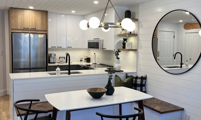 Big White Ski Resort Condominio | Ski-in/Ski-out; Large, Luxury One Bed Condo