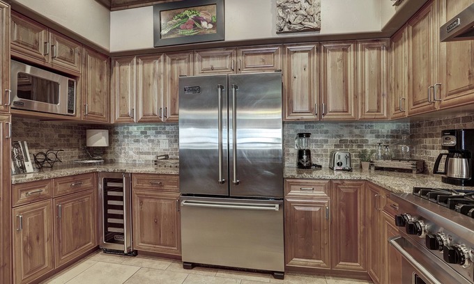 Breckenridge Cabaña | Ski-in, Ski-out Luxury 4 Bdrm/4 Bath On Peak 7 4 Bedroom Condo