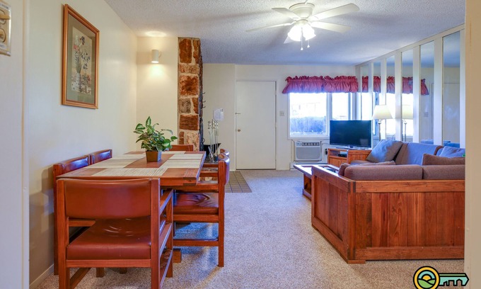 Mount Jackson Condominio | Ski/MTB/Golf Condo (#103) - Slope side | Walk out to ski slopes & mountain bike park!