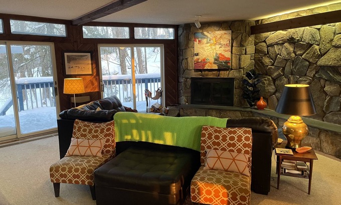 Killington Casa | Ski-On Ski-Off at Pico Mtn Premier Slopeside House Rental. Dog Friendly!!!