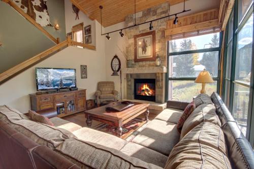 Keystone Casa | Ski Tip Ranch 8739 by SummitCove Lodging