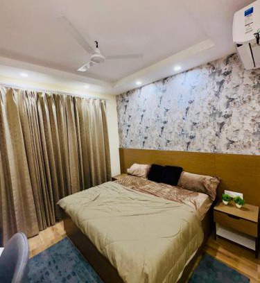 Greater Noida Casa | Sky cabin