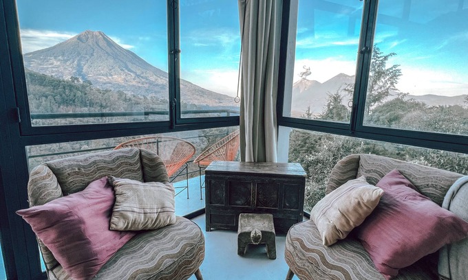 Antigua Guatemala Villa | Sky Dancer Villa Penthouse de Lujo: Treetop Vista Volcán