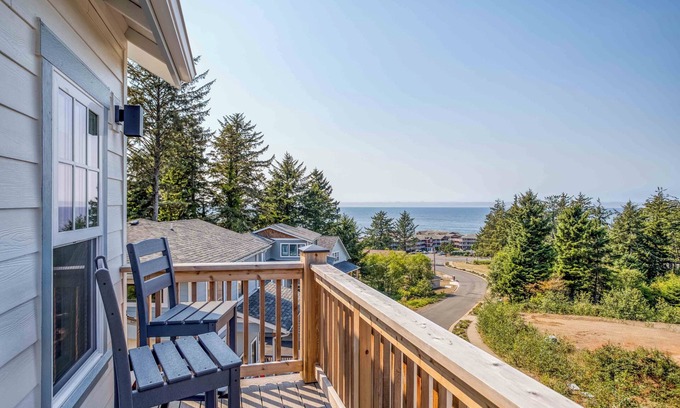 Depoe Bay Casa | Sky-High King Suite, Ocean Views, Hot Tub, Game Room, Media Room in Depoe Bay!