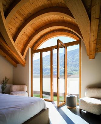 Tirano Apartamento | Sky Room Square View - Bernina Experience