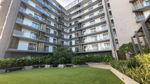 Bono East Region Apartamento | Sky View Condo at Lennox