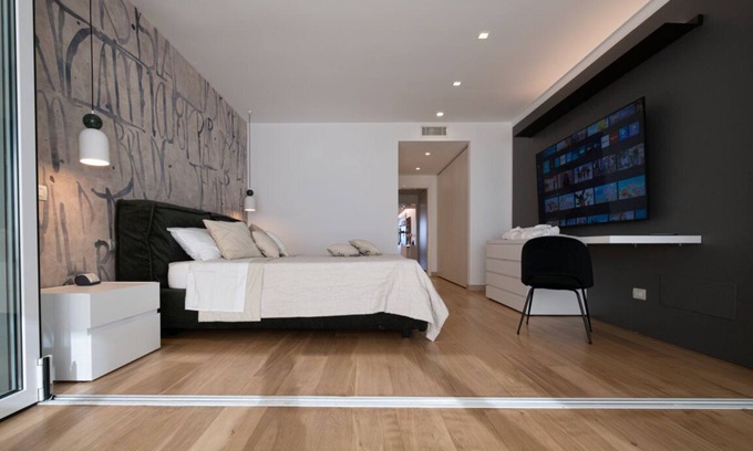Torrino Apartamento | SKY27 - Penthouse with terrace and luxury executive suite