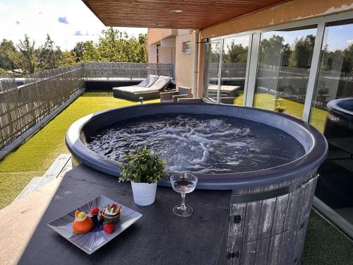 Zolitude Apartamento | Skyhouse Riga Delux Penthouse & SPA