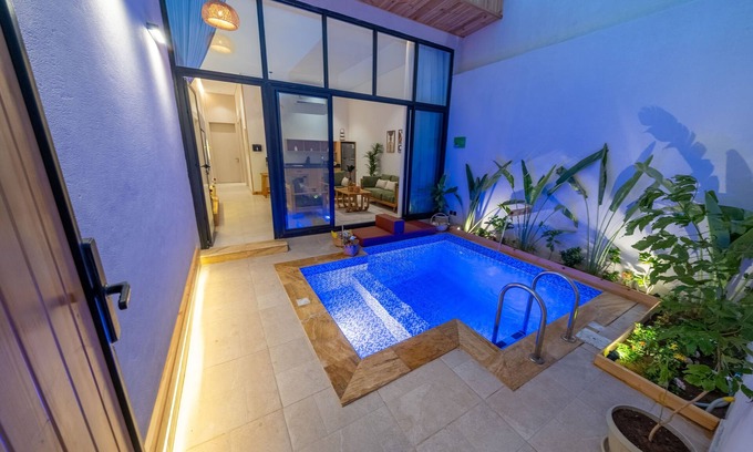 Dhahban Chalet De Esquí | skyline chalet
