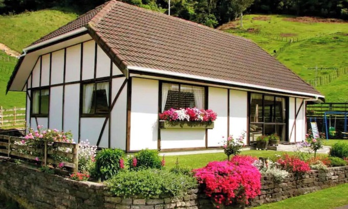 Rotorua Cabaña | Skyline Mountain view cottage