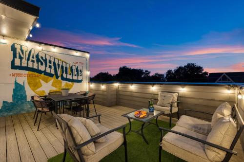 McFerrin Park Casa | Skyline Soundhouse by AvantStay Rooftop Deck Game Room near East Nashville Broadway