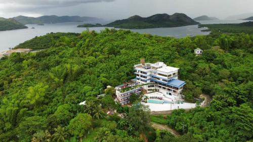 Coron Town Proper Complejo | Skylodge Resort
