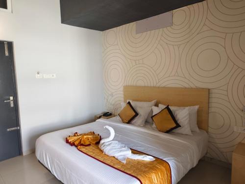 Peelamedu Hotel | Skyry Residency Tidel Park