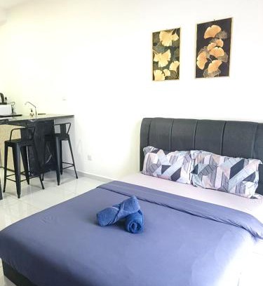 Bukit Indah Casa | Skytrees Serviced Apartment Aeon Bukit Indah with TV box-B22