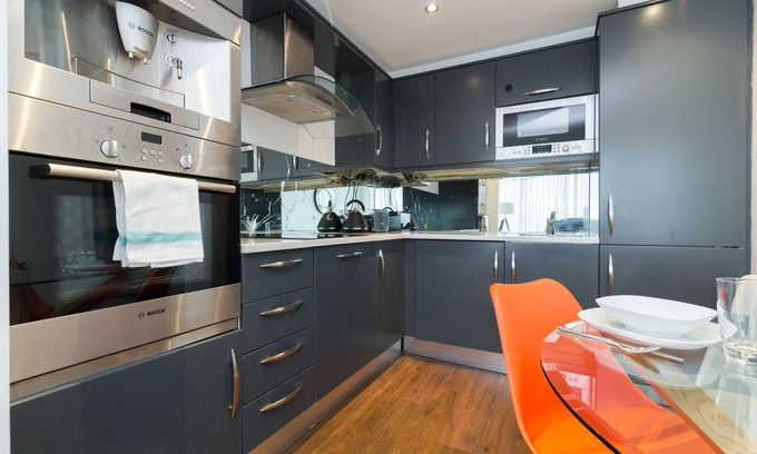 Docklands Apartamento | SkyViews by Austin David Apartments