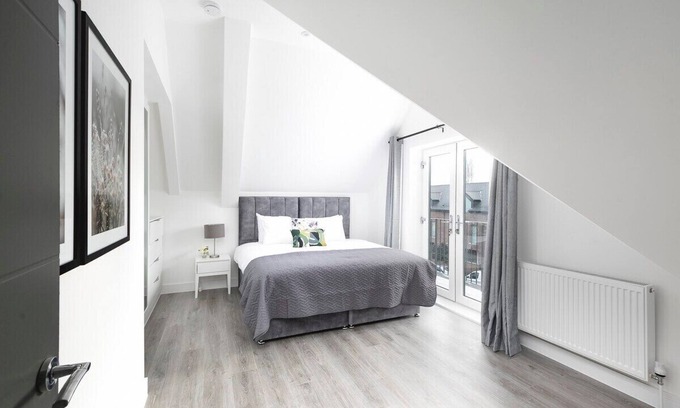 Enfield Apartamento | Skyvillion -Vineyard Court- Enfield 1Bed w/Balcony