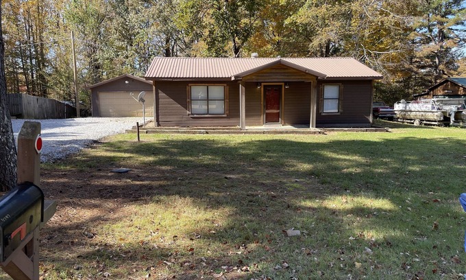 Oxford Casa | Slab - Cabin near boat ramp and 20 mins to Oxford