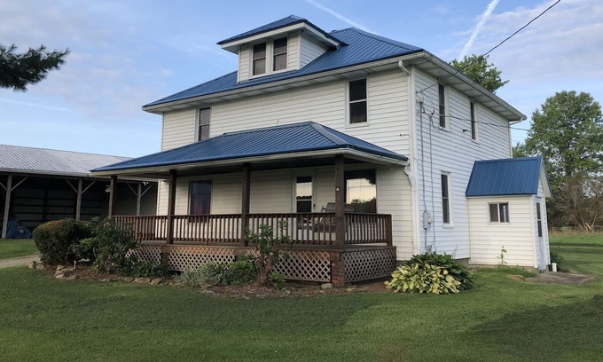 Hadley Otro | Slater Farm- rural getaway