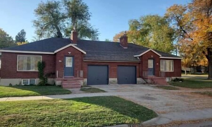 Fairpark Casa | SLC 2 BD/1 BA Close to Downtown, high speed Wi-Fi