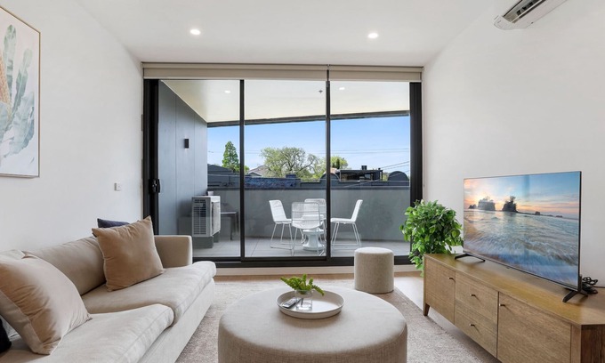 Ivanhoe Apartamento | Sleek 2 Bedroom Apartment with Stunning Alfresco