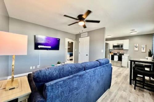 Trenton Apartamento | Sleek remodeled Design 2 Bed Trenton, OH Apartment