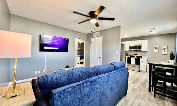 Trenton Apartamento | Sleek remodeled Design 2 Bed Trenton, OH Apartment