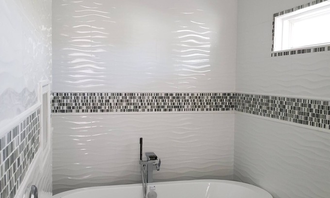 Indianapolis Casa | Sleep 12 in Chic Home Near Downtown, State Fair Grounds and Newfields Art Museum