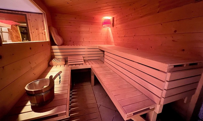 Alessandria Casa | Sleep in the SPA with water bed, wood-burning sauna, emotional shower and Kneipp
