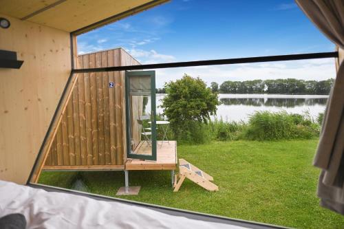 Suderstapel Casa | Sleep Space 1 - Green Tiny Spot Eider