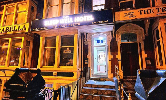 Blackpool Town Center Casa | Sleep Well Hotel