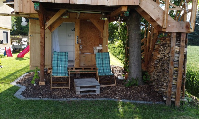 Weikersheim Cabina | Sleeping on stilts in our tree house