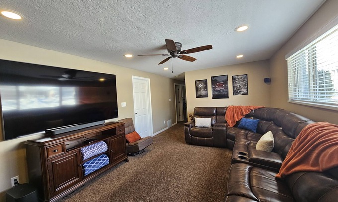 North Ogden Casa | Sleeps 10, 4 Bedroom 2 Bath